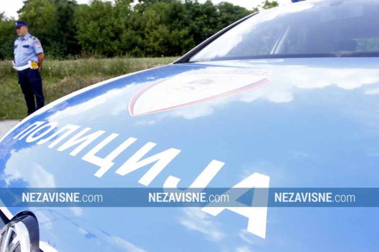 Detalji nezgode u Banjaluci: Korsom vukao poznanika pa pobjegao