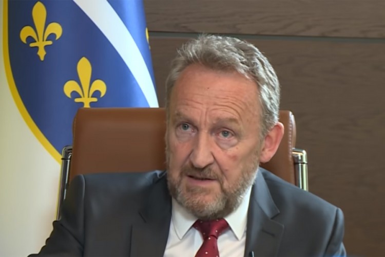 Izetbegović: Srpske političare pustiti da se ispušu