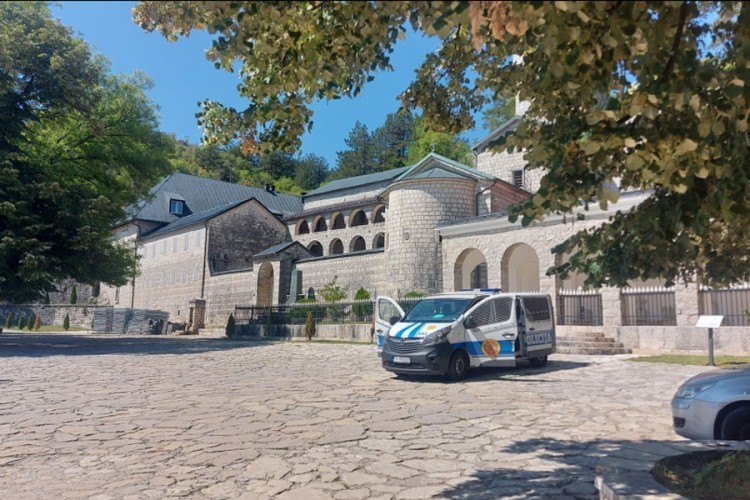 Prekršajne prijave protiv još 43 lica zbog incidenata na Cetinju