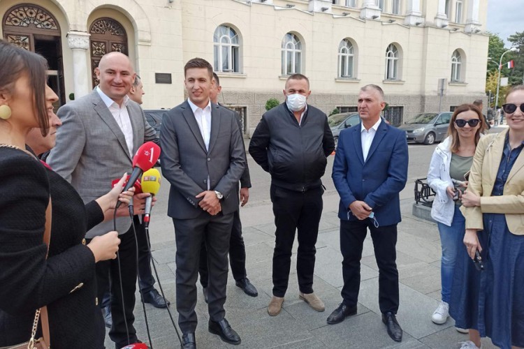 Skupštinska većina: Ne pristajemo na Stanivukovićeve ucjene