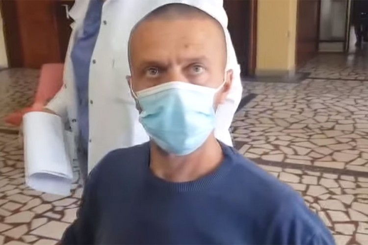 Jedan od pretučenih Srba: Udarali su me po leđima, izbili zub, psovali i pretili