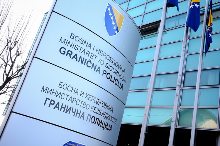 Detalji akcije "Konak": Osumnjičeni da su kadetima naplaćivali posao