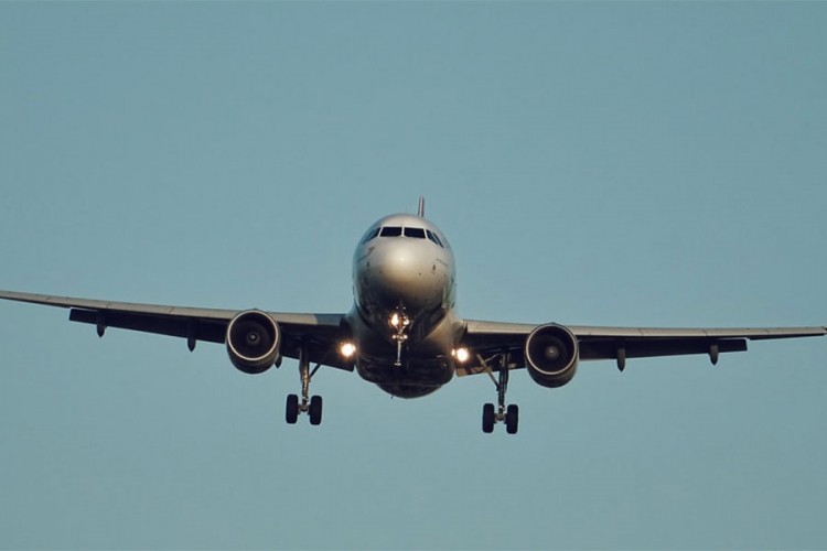Avion sa skoro 250 putnika bezbjedno sletio