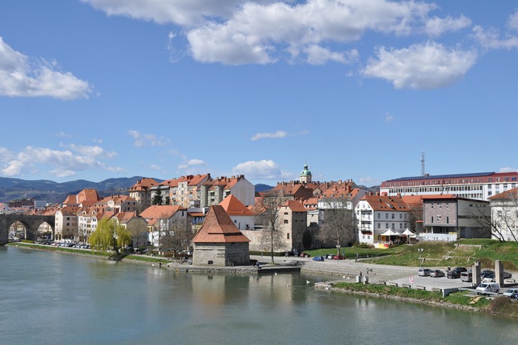 U Sloveniji raste broj hospitalizovane djece oboljele od kovida