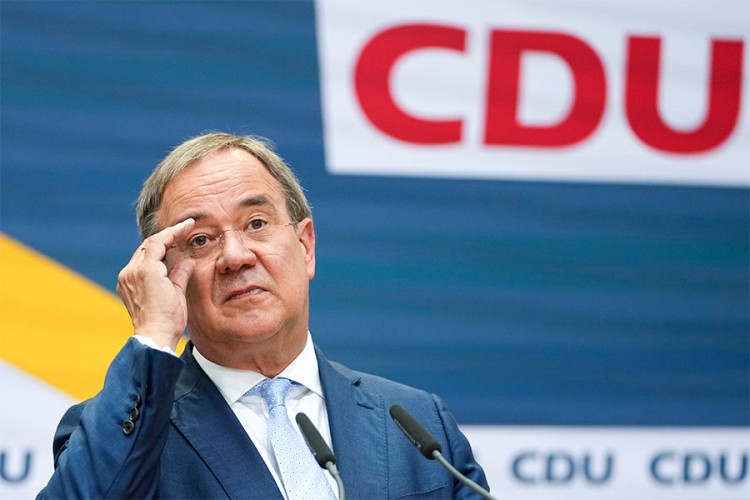 Lašet želi razgovore sa Zelenima i FDP uprkos teškom porazu