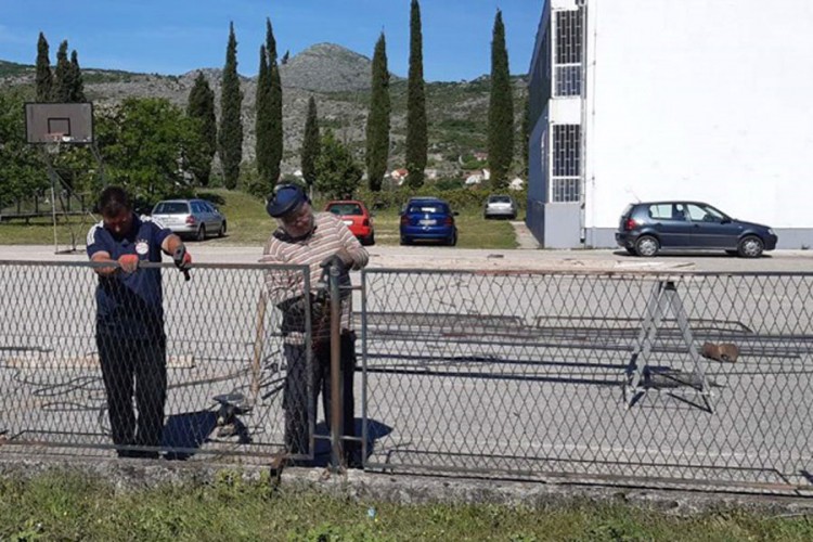 Bugarska pomaže obnovu škole kod Trebinja