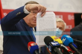 Dodik poručio Eskobaru da mu ne prijeti
