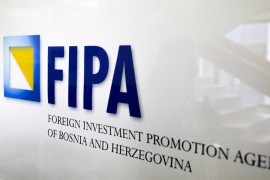 Računari u FIPA stalno u kvaru, svojim autima idu do investitora