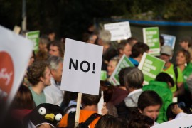 Protest zbog kovid potvrda i u Splitu