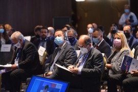 Dačić sa Šmitom: Od velikog značaja balansiran pristup narodima