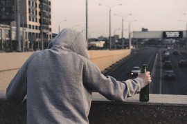 Devet osoba umrlo od trovanja alkoholom