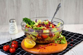 Salata sa piletinom i leblebijom
