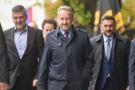 Izetbegović iz Banjaluke poslao poruku Šmitu da hitno reaguje