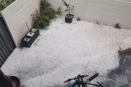 Na istočnu obalu Australije pao grad veličine grejpfruta