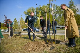 U cilju da Banjaluka sačuva epitet zelenila OEBS donirao sadnice