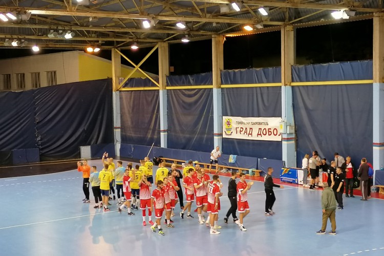 Rukometaši Sloge love prvi trijumf