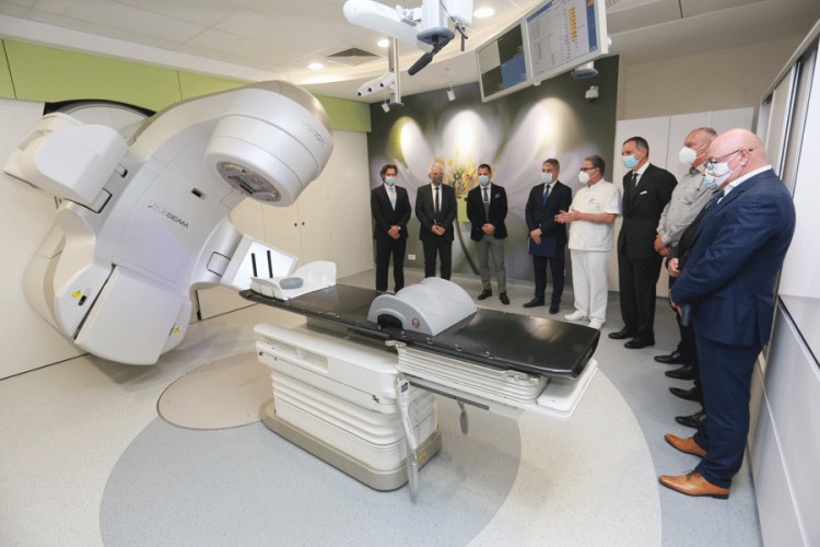 Centar za radioterapiju: Novi aparati precizno ubijaju samo ćelije raka