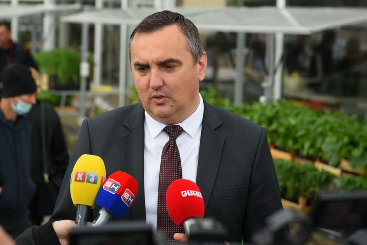 Pavlović u ponedjeljak potpisuje ostavku, uz njega Gradski odbor SNSD-a