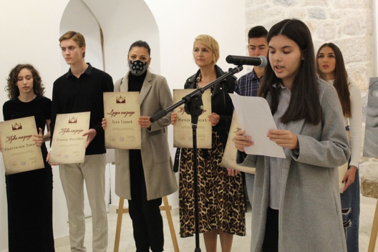 Vijek trebinjske Gimnazije: Susret generacija i nagrade najboljima