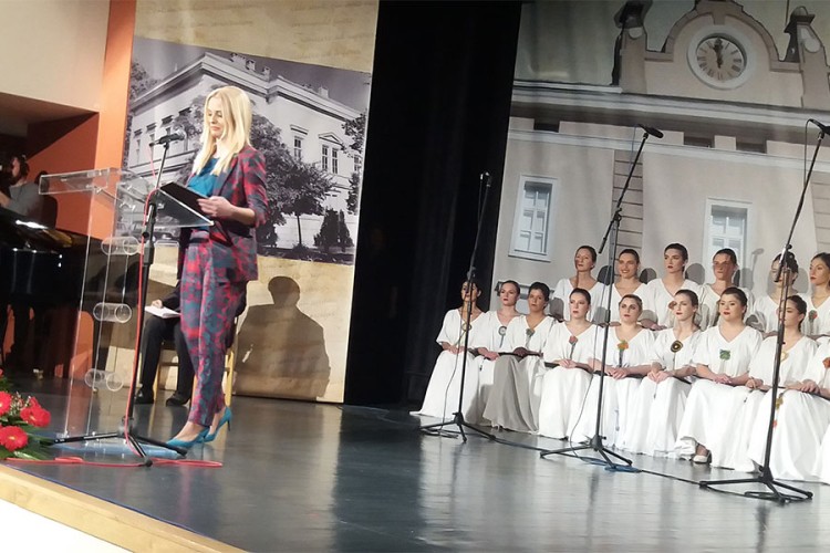 Brojni uspjesi učenika i nastavnika ponos Gimnazije "Jovan Dučić"