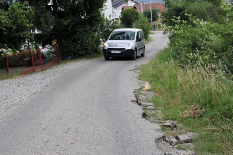 U banjalučkim mjesnim zajednicama vape za boljom komunalnom mrežom i putevima
