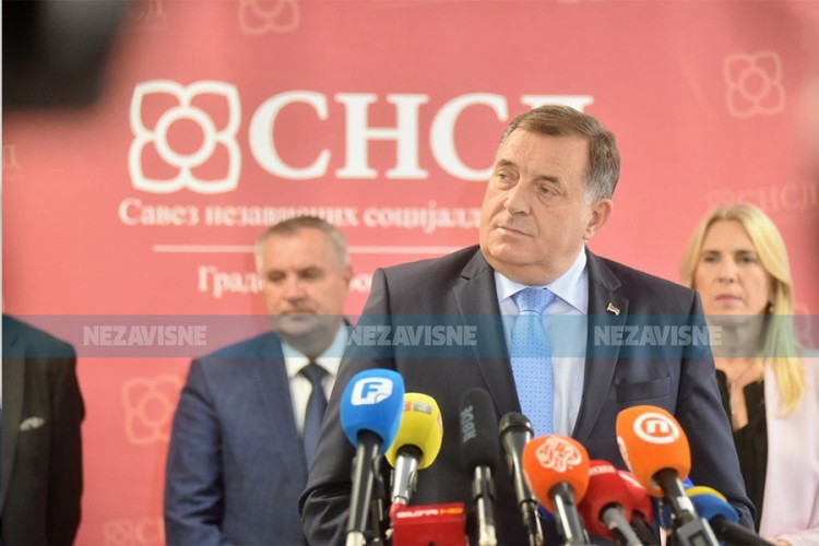 Dodik: Laž je da imamo velike firme