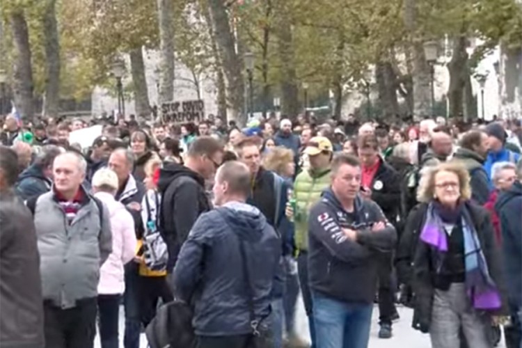 U Ljubljani novi protesti protiv mjera i kovid propusnica