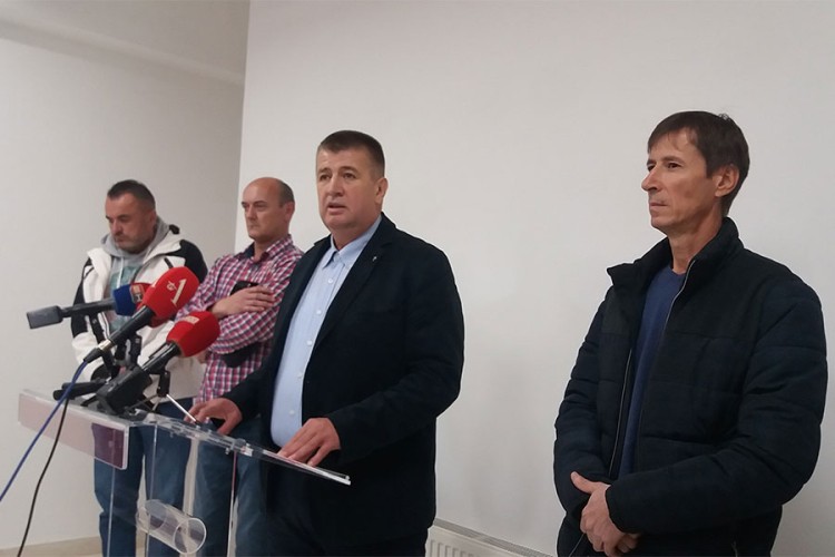 Slavko Vučurević napustio PDP