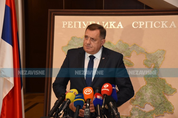Dodik: Ivanić i Šarović trče trku SDA, ne žele izvorni Dejton