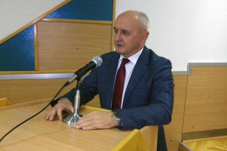 Đokić: Probleme rješavati dijalogom, ne tražiti zaštitu sa strane