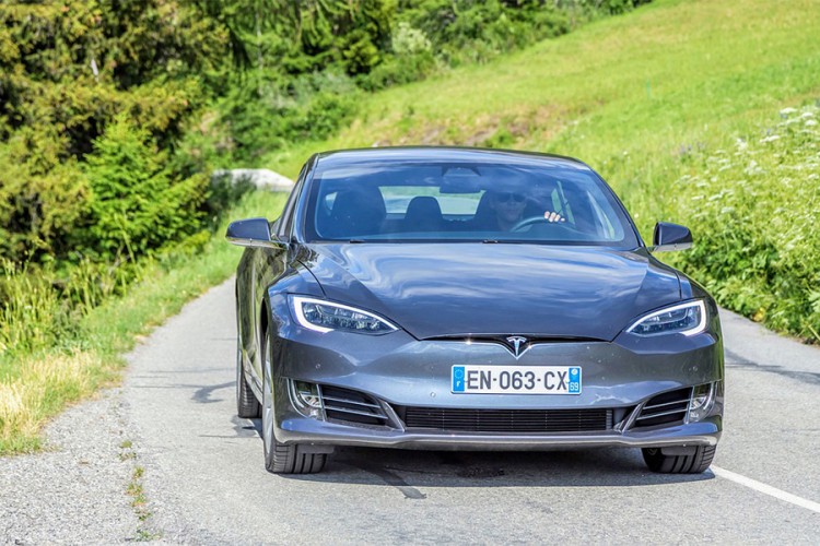 Tesla probio broj od 2.000.000 prodatih automobila