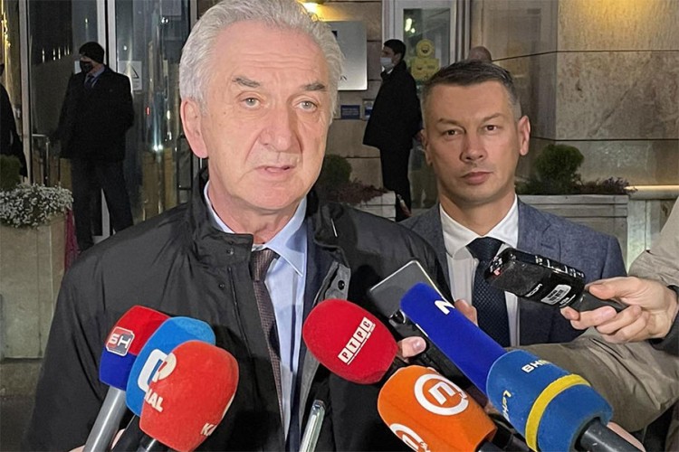 Šarović: Nije problem da se briše nacionalni prefiks za izbor članova Predsjedništva BiH