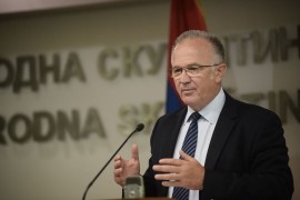 Čavić: Sila u rukama neizabranih stranaca