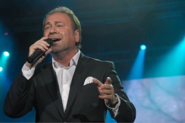 Komemoracija Marinku Rokviću, porodica kroz suze zapjevala "Tamo kod ...