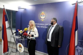 Trivić sa Gnjatićem: Raditi na povećanju plata prosvjetara