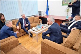 Dijalogom i dogovorom prevazići političku krizu