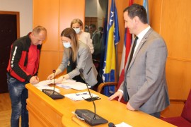 Uskoro pomoć i srednjoškolcima iz ruralnih krajeva Trebinja