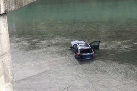 ​Pucnjava u Foči, vozilo gurnuto u Drinu