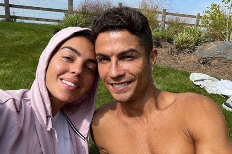 Ronaldo komentarisao fotografiju Georgine sa ultrazvuka