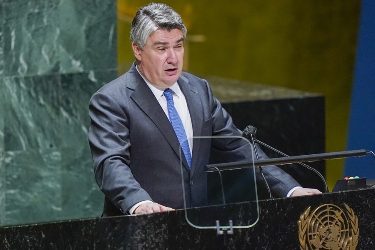 Milanović: Vojska u ozbiljnoj materijalnoj krizi