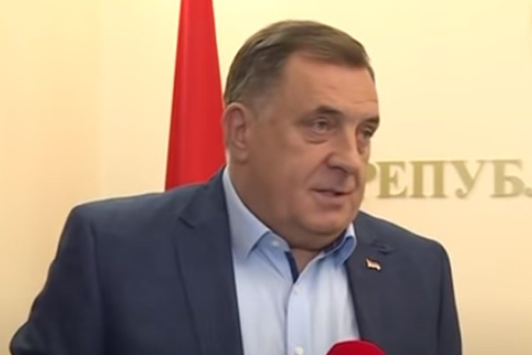 "Dobar pomak što se Šmit neće obraćati u SB UN, ali ne treba likovati"