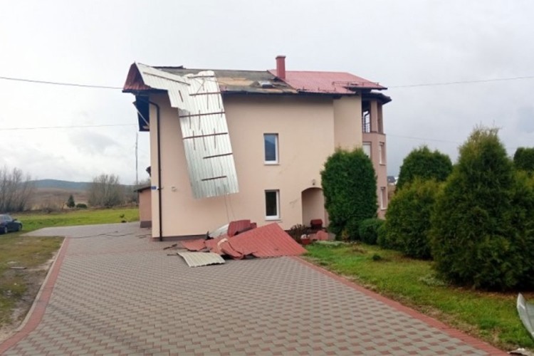 Olujno nevrijeme pričinilo veliku štetu u Kupresu