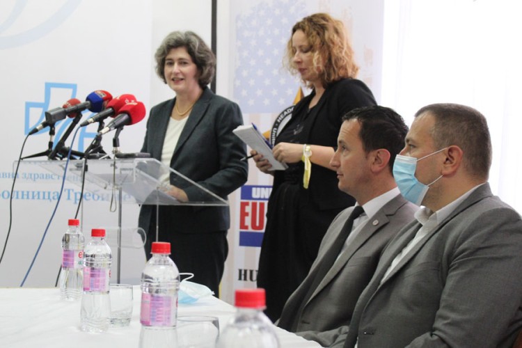 Vakcinacija i testiranje jedini načini da se pandemija prebrodi