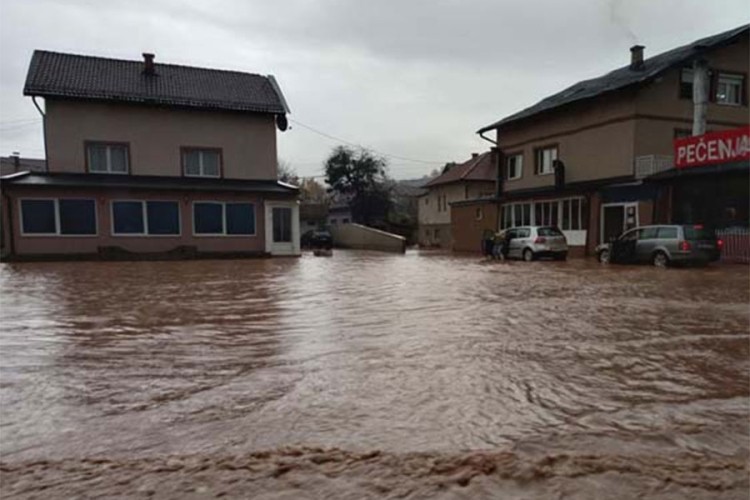 Krizni štab Istočna Ilidža: Zbog poplave djecu ne slati u vrtiće i škole