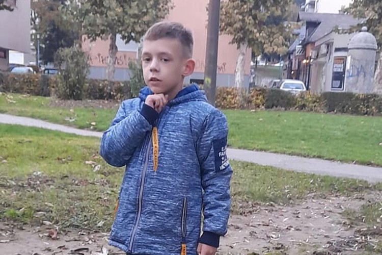 Dječaku Tariku opet treba pomoć dobrih ljudi