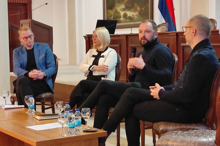 Obezbijediti uslove za rad i razvoj domaćih umjetnika