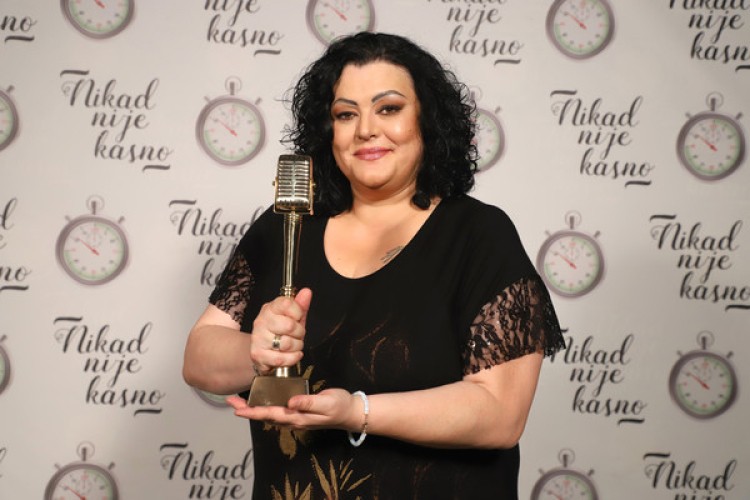 Pjevačica Bojana Barjaktarević progovorila o borbi sa kancerom