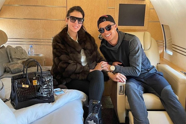 Georgina i Ronaldo objavili novu fotku, a svi zumiraju jedan detalj