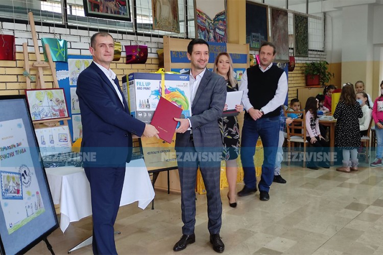 Predstavljena najljepša poštanska marka u Domu "Rada Vranješević"