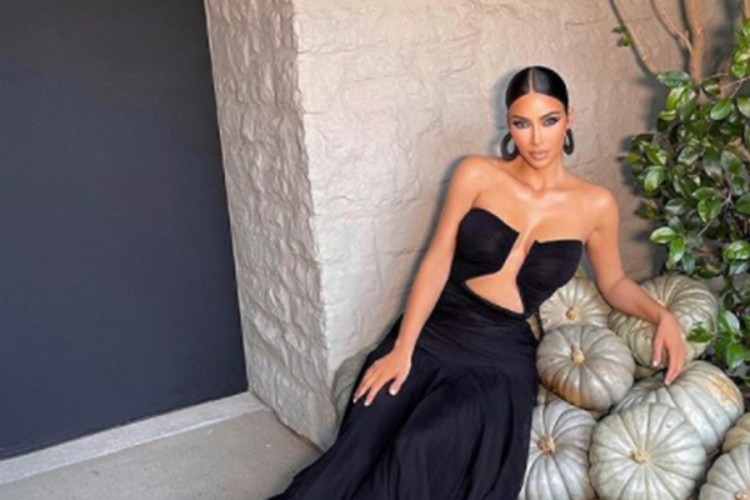 Kim Kardašijan spasila žensku fudbalsku ekipu iz Avganistana